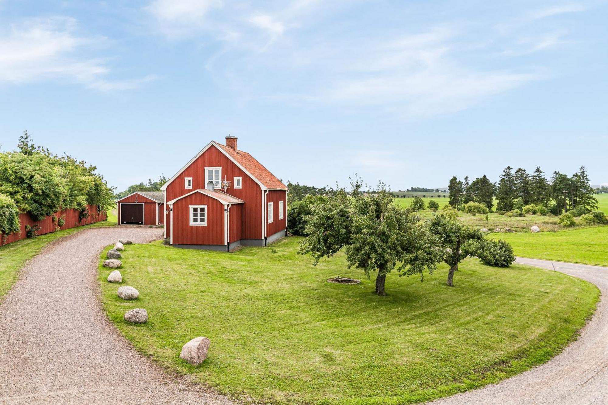 Stubbet - Charming - Newly Remade Villa Вадстена Екстериор снимка